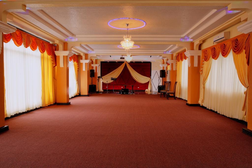Jaimee'S Hotel, Resort And Restaurant Maasin  Екстер'єр фото
