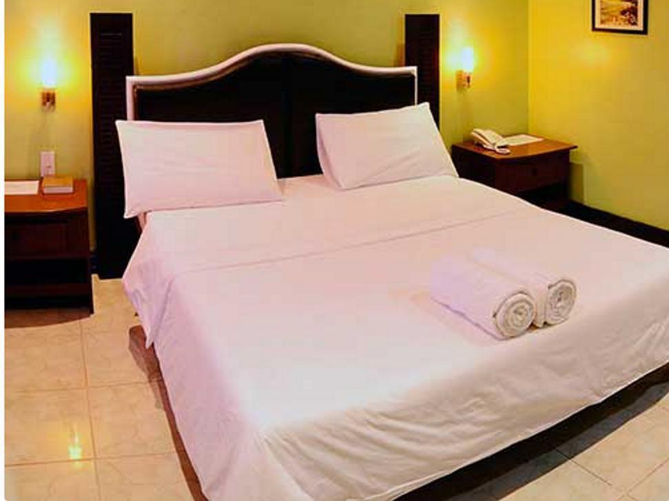 Jaimee'S Hotel, Resort And Restaurant Maasin  Екстер'єр фото