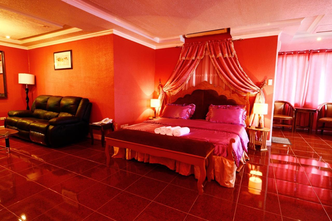 Jaimee'S Hotel, Resort And Restaurant Maasin  Номер фото